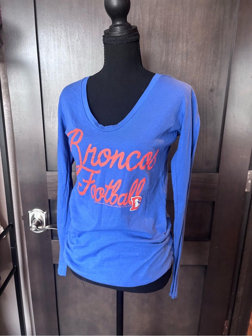 Broncos Football Women's Blue Long-Sleeve Scoop Neck Tee